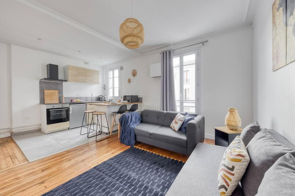 Au Quai De Seine De Paris Appartement- T2 Apartment *